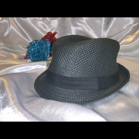 Gray Fedora - Picture 4 of 4